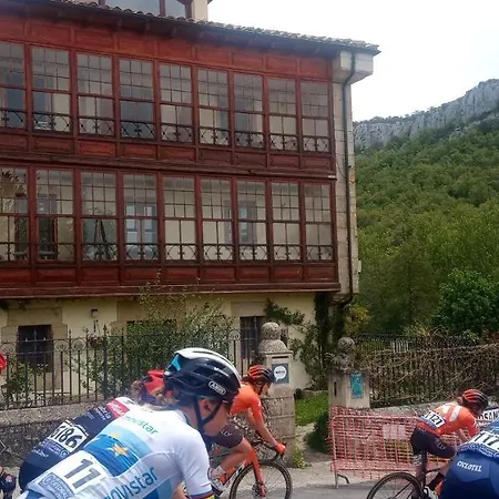 호텔 Rural La Engana Pedrosa de Valdeporres